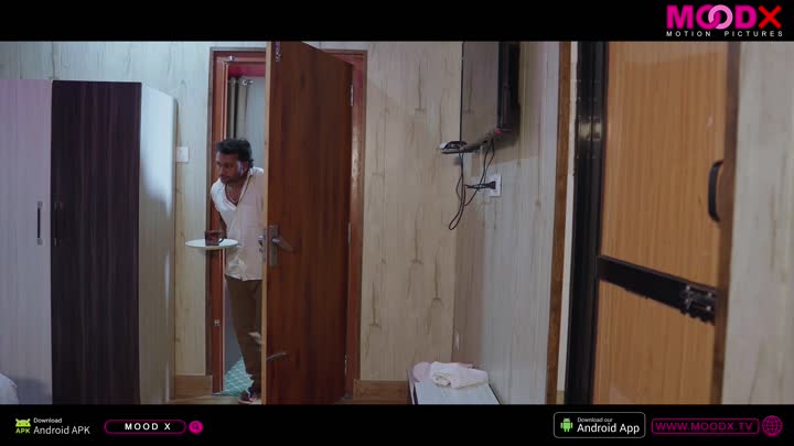 Screenshot Of Romantic Shower (2024) Hindi MoodX Short Films