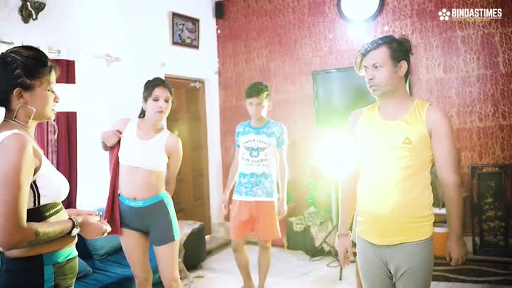 Screenshot Of Yoga Teacher (2023) Hindi BindasTimes Short Film